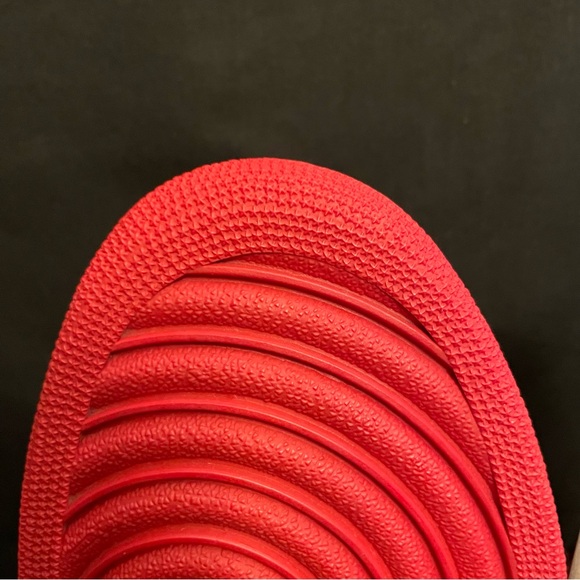 Air Jordan 1 Retro Chicago 2013 - Picture 10 of 13